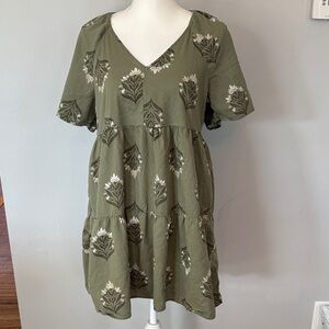 Old Navy Olive Leaf Print Dress